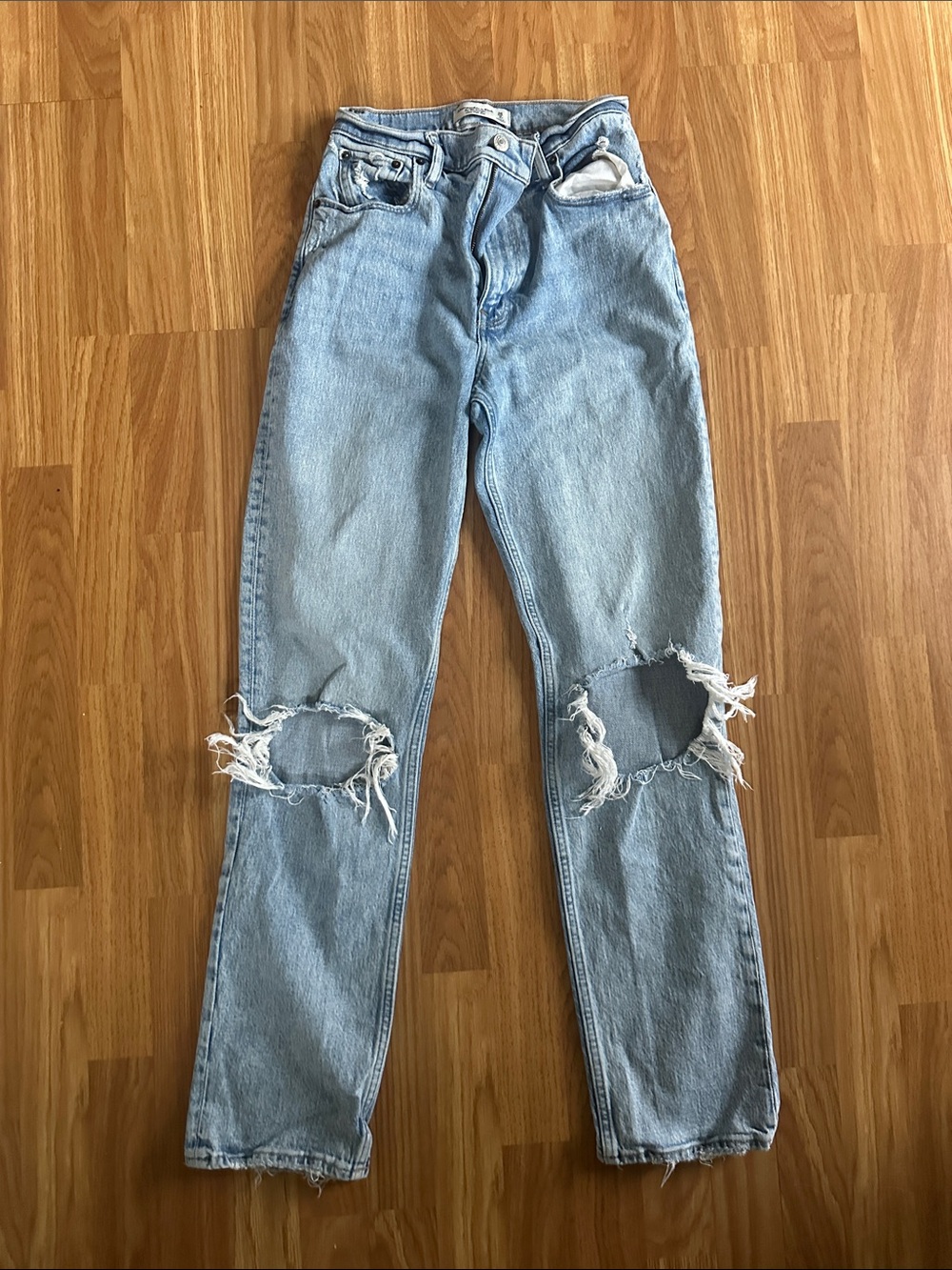 Abercrombie & Fitch Light Wash Straight-Leg Ripped Jeans